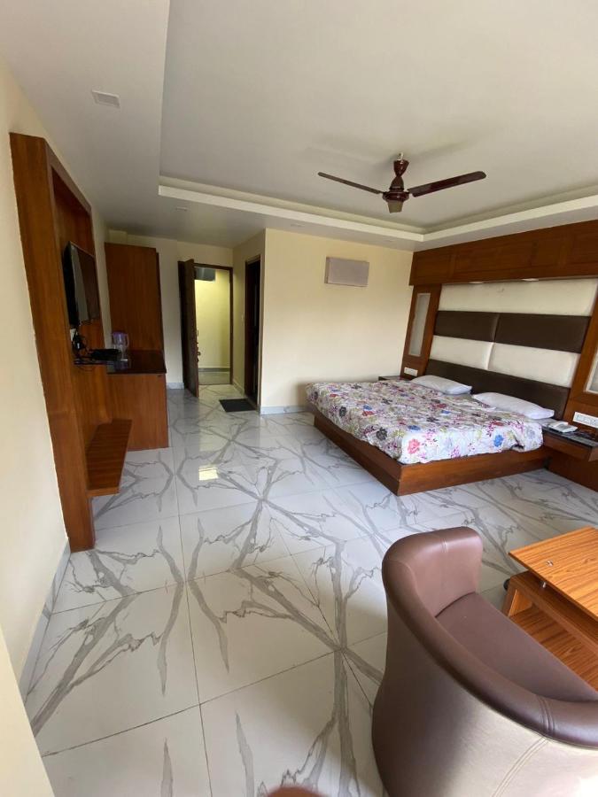 Hotel Woods View Mussoorie Bagian luar foto