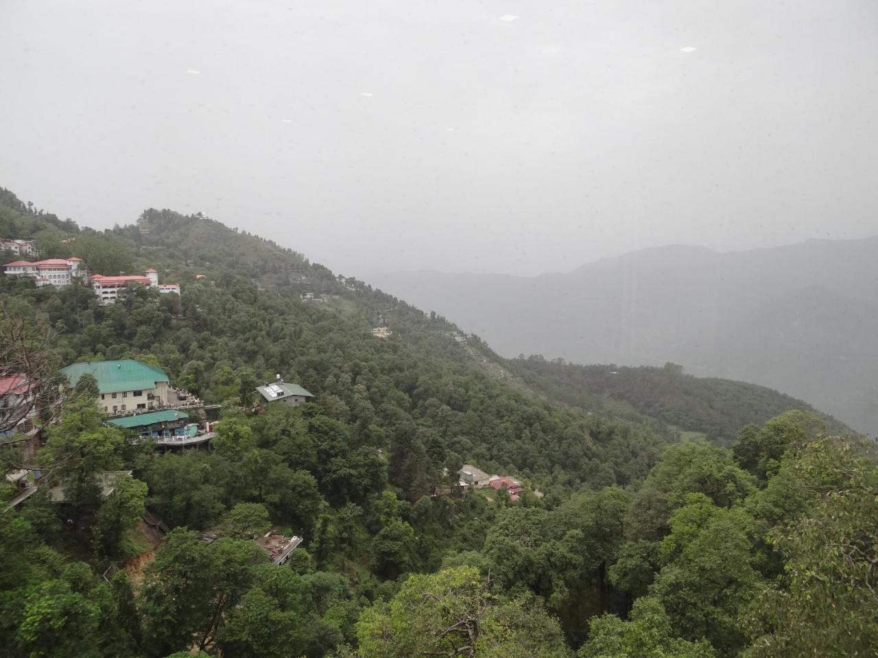 Hotel Woods View Mussoorie Bagian luar foto